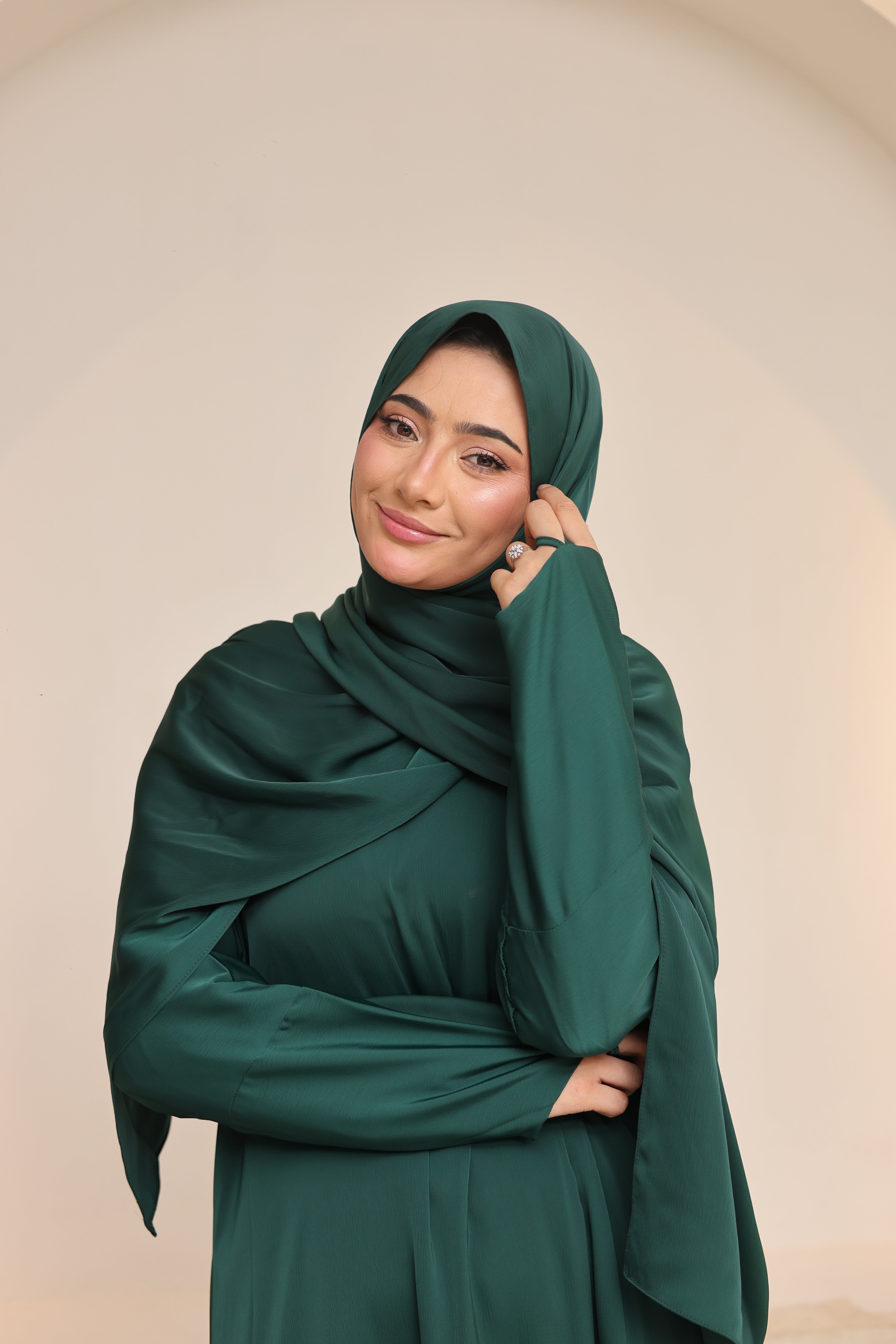 Utility Abaya — Bottle Green