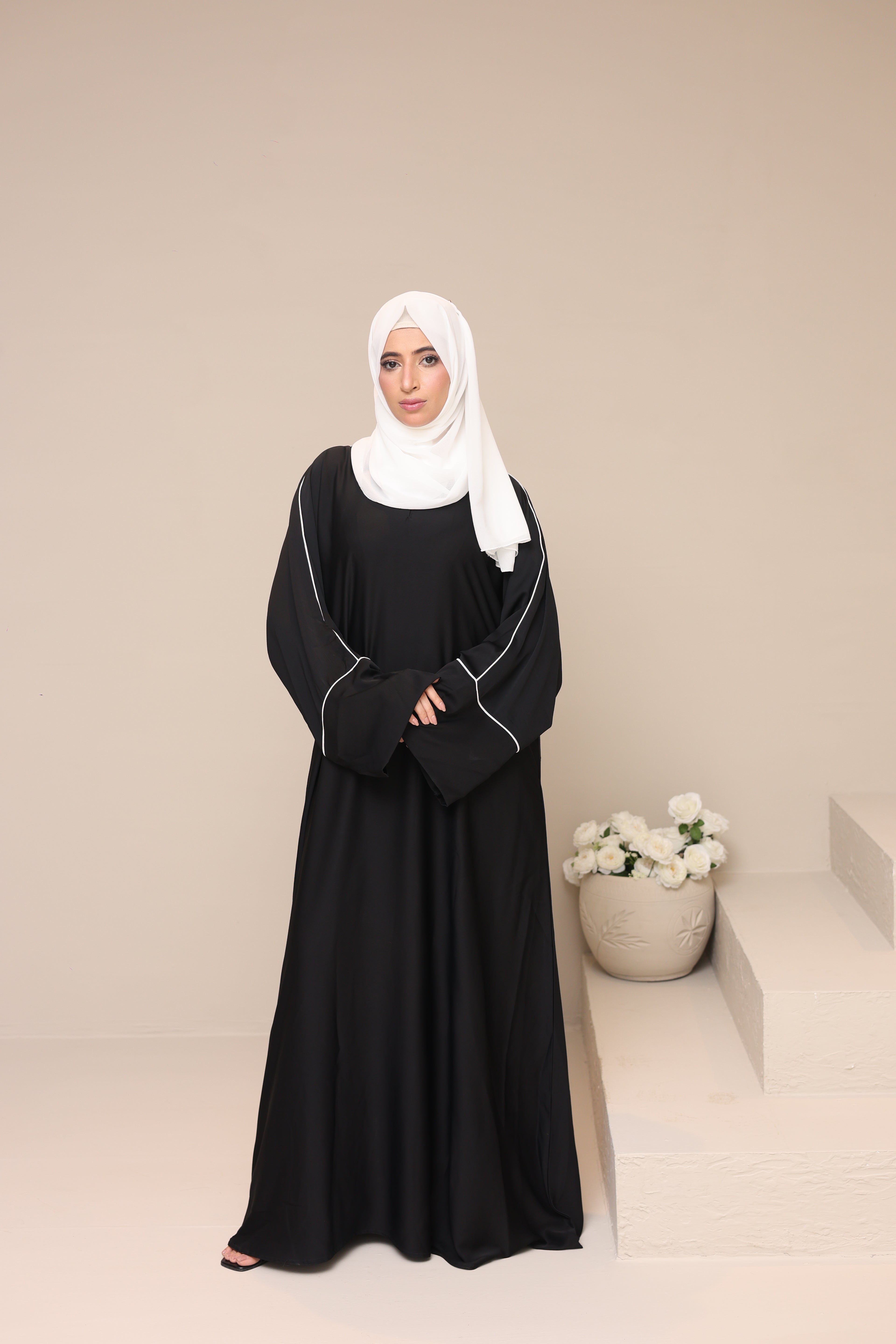 Stripe Abaya — Black