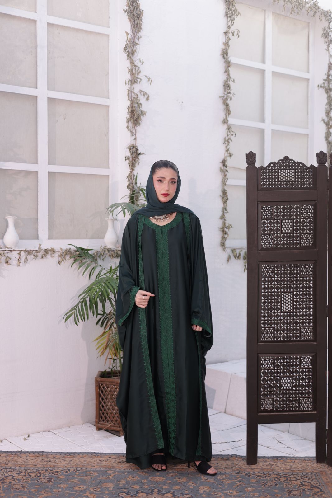 Ember Green Pure Silk Embroidered Abaya