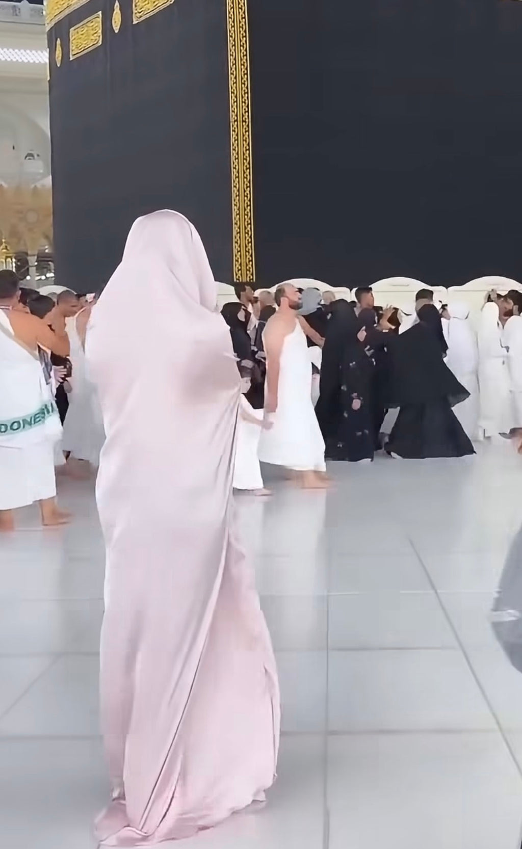 SAUDI JILBAB / pink ,Nimra khan